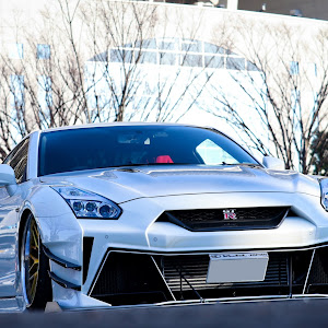 NISSAN GT-R R35