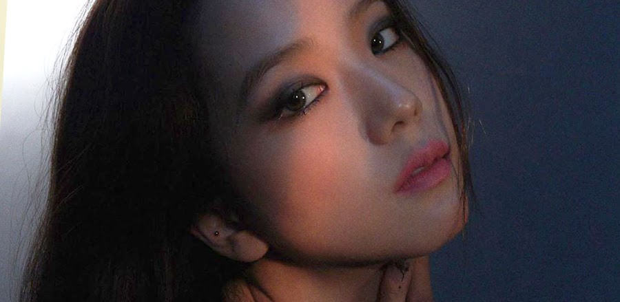 BLACKPINK’s Jisoo Just Went To The Dark Side, And Fans Are All For It