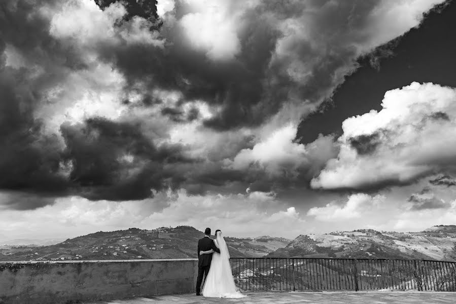 Wedding photographer Matteo La Penna (matteolapenna). Photo of 27 February 2019