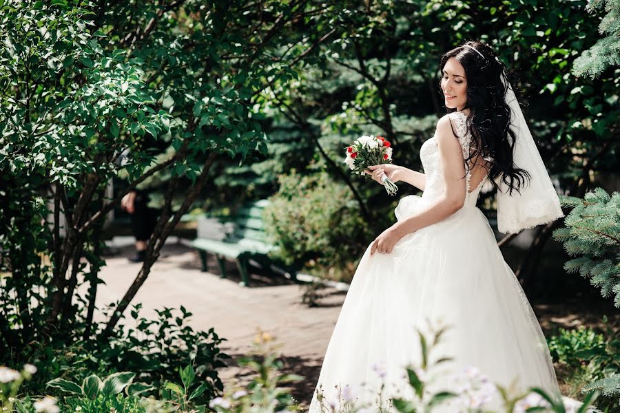 Fotógrafo de bodas Aleksandr Korobov (tomirlan). Foto del 13 de junio 2017