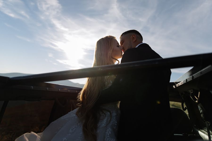 Wedding photographer Oleg Fedyshyn (olegfedyshyn). Photo of 10 May 2022