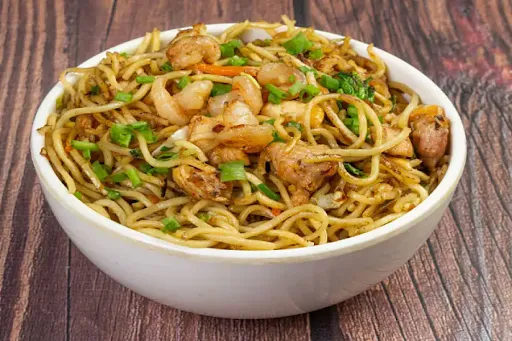 Mix Malaka Hakka Noodle