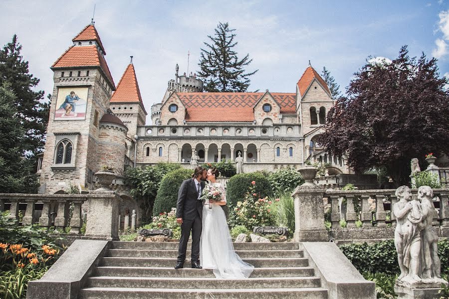 Fotografo di matrimoni Zsuzsanna Csörgő (zsukaphoto). Foto del 15 agosto 2019