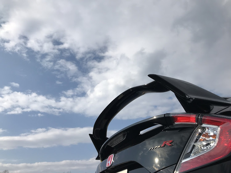 シビックタイプRのドライブ・千葉フォルニア・イタリア街・筑波山・コーティングに関するカスタム事例の投稿画像2枚目