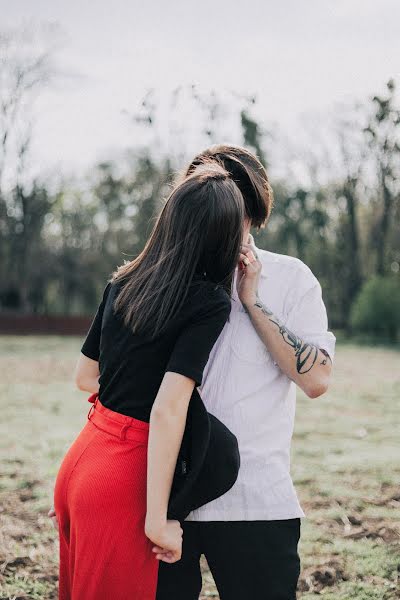 Fotógrafo de casamento Evgeniy Simonenko (zheckasmk). Foto de 12 de agosto 2019