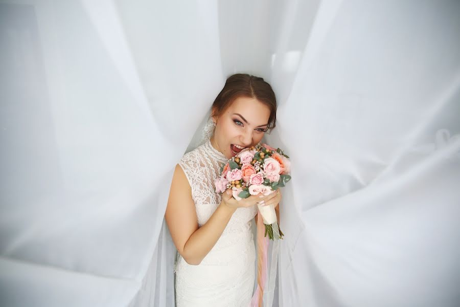 Fotografo di matrimoni Tema Dubovcev (ardu). Foto del 31 gennaio 2016