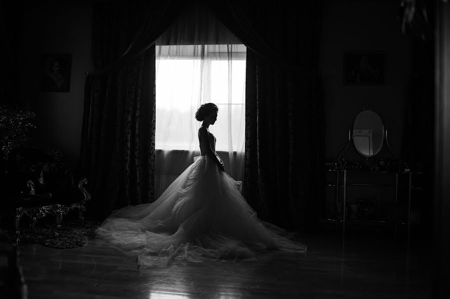 結婚式の写真家Armonti Mardoyan (armonti)。2016 1月23日の写真