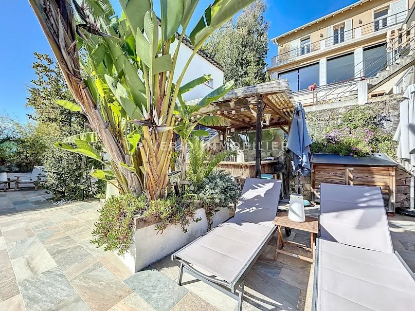 Vente villa 6 pièces 220 m² à Cannes (06400), 1 570 000 €