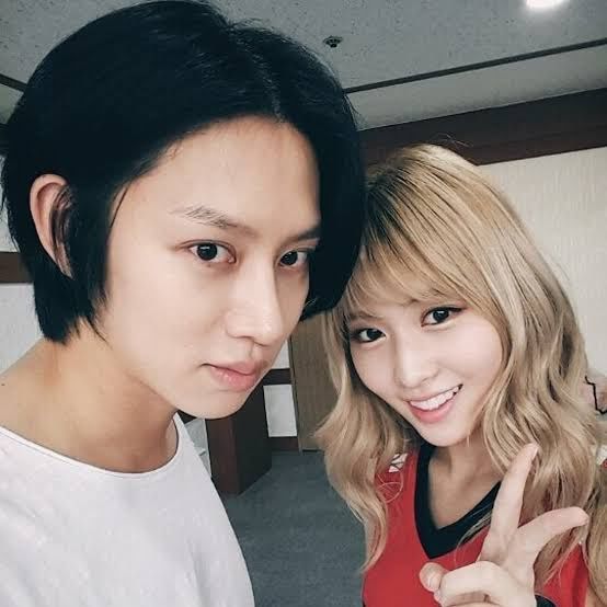 heechul and momo4