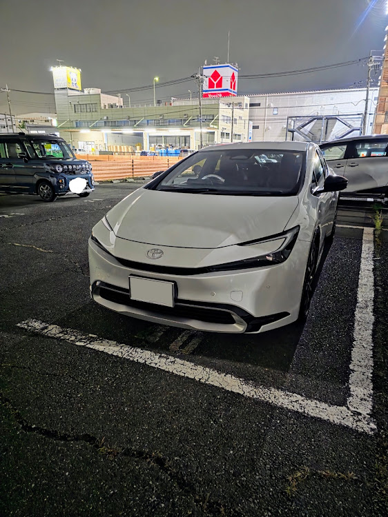 プリウスのEXキーパープレミアム・キーパーラボ新座店・武蔵野フーズ所沢工場・自宅の駐車場に関するカスタム事例の投稿画像1枚目