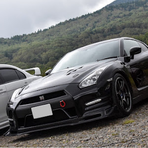 NISSAN GT-R R35