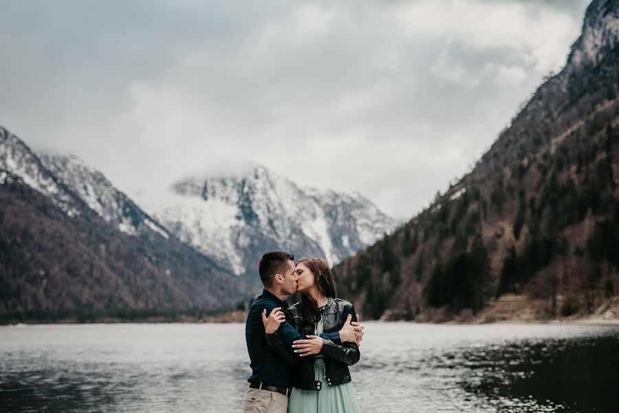 Fotografo di matrimoni Virág Mészáros (awhjs). Foto del 8 aprile 2019