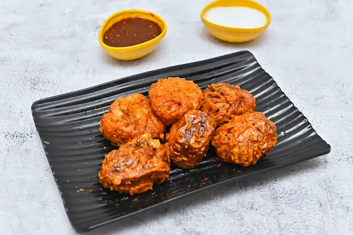 Veg Peri Peri Momos [6 Pieces]