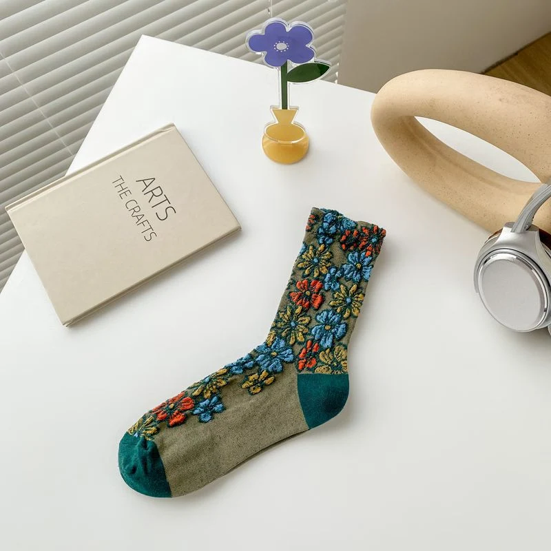 Katoenen sokken bloemenstijl vrije tijd. Geniet van comfortabele en modieuze sokken, perfect voor ontspanning en een vleugje flair in je dagelijkse leven.