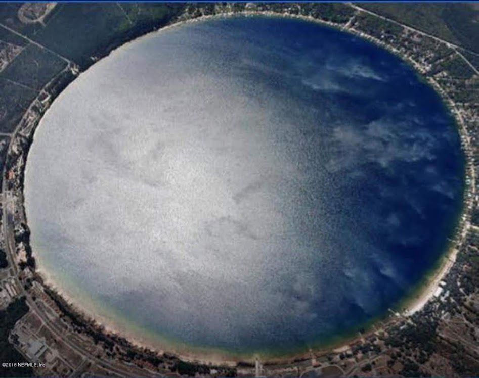 Lago Kingsley, o lago de um círculo perfeito