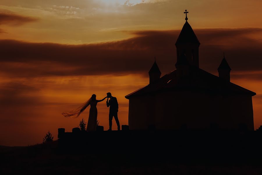 Fotógrafo de bodas Veres Izolda (izolda). Foto del 6 de septiembre 2021