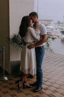 Fotógrafo de casamento Angelina Kozmenko (angelinakd). Foto de 14 de agosto 2019