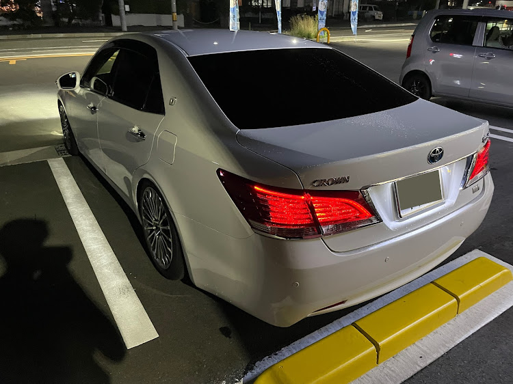 クラウンロイヤルのS７・アウディ・暑い、、暑いぞおおお！！・ロイヤルサルーンに関するカスタム事例の投稿画像2枚目