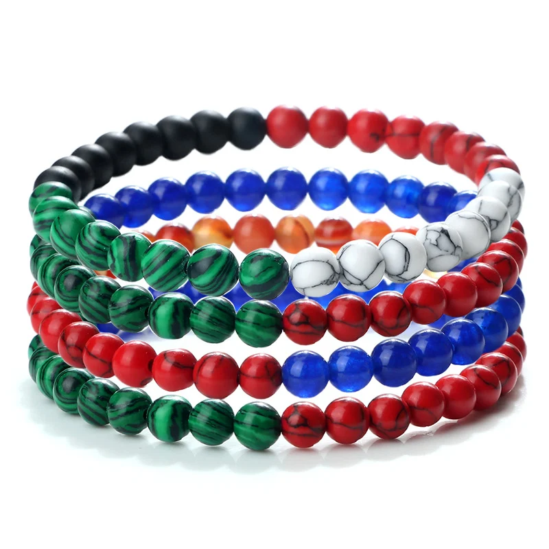 Handgemaakte elastische armband met kleurrijke stenen kralen. Comfortabel en stijlvol, ideaal voor elke gelegenheid, verbetert uw persoonlijke stijl.