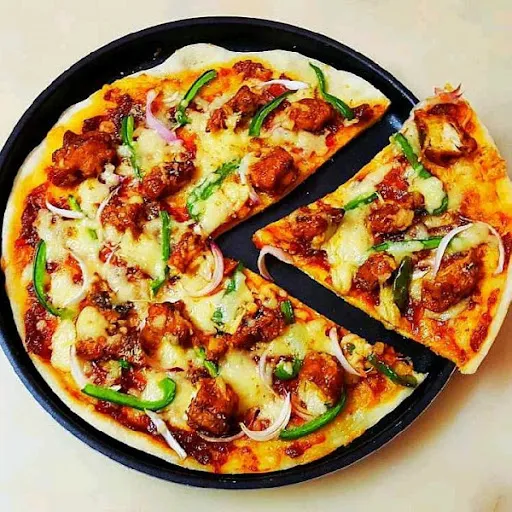 Chilly Chicken Pizza