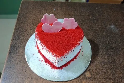 Red Velvet Little Heart Cake [200 Grams]