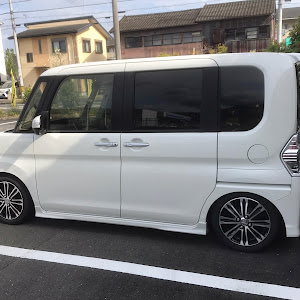 タントカスタム LA600S