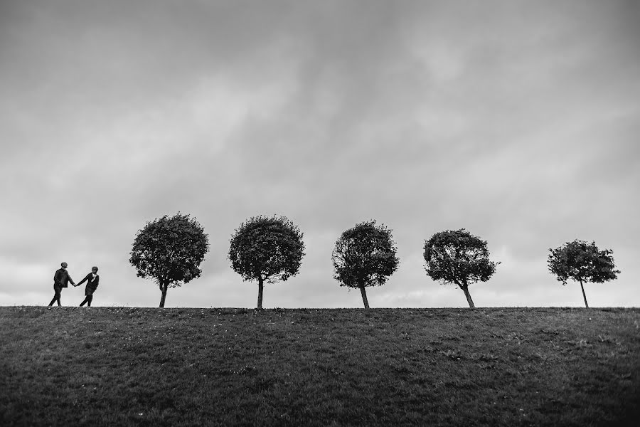 Jurufoto perkahwinan Evgeniy Romanov (pomahob). Foto pada 19 April 2016