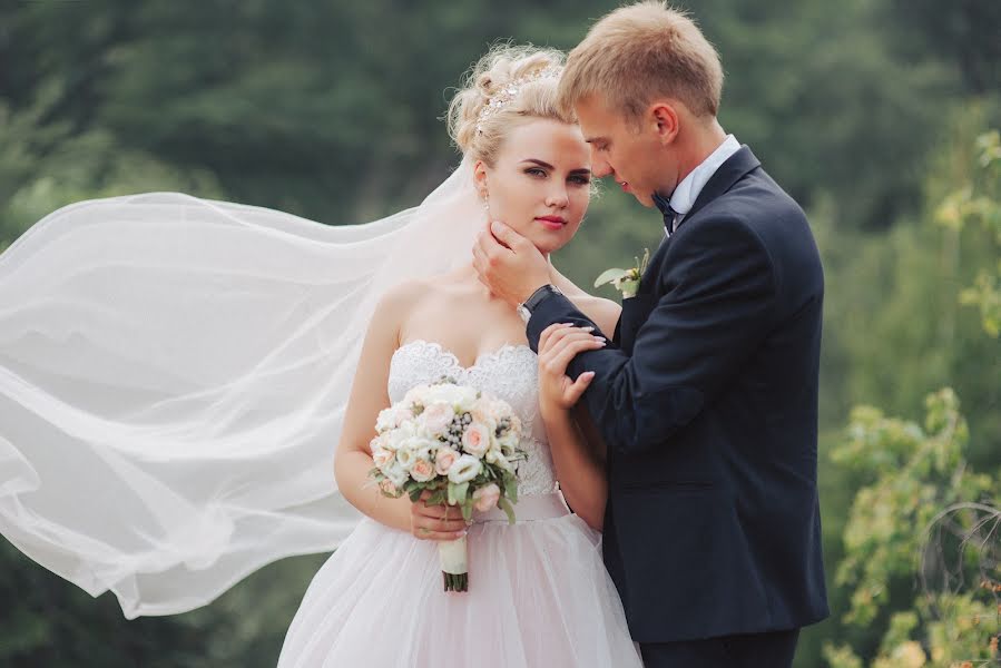 Fotografo di matrimoni Anna Antipanova (artanna). Foto del 12 ottobre 2016