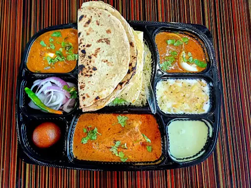 Non Veg Deluxe Thali