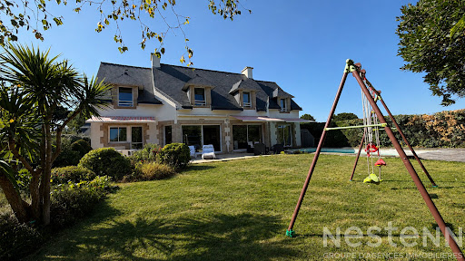 Maison avec piscine et jardin 1