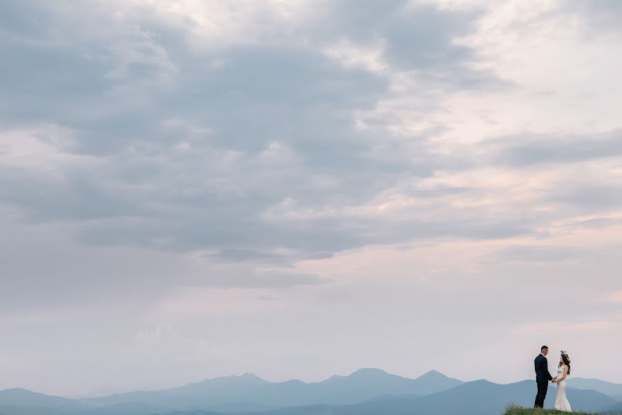 Huwelijksfotograaf Nazariy Slyusarchuk (photofanatix). Foto van 16 juni 2019