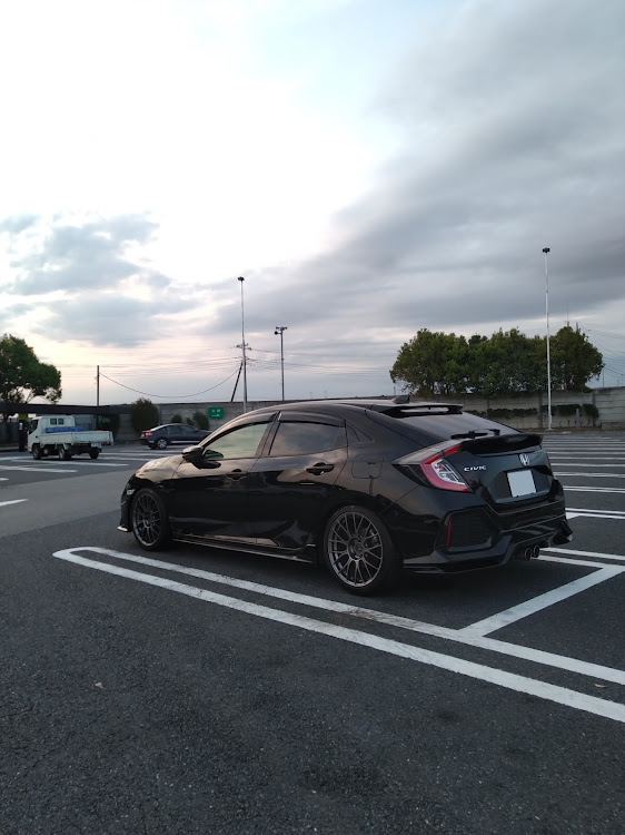 シビックの納車・納車されましたに関するカスタム事例の投稿画像2枚目