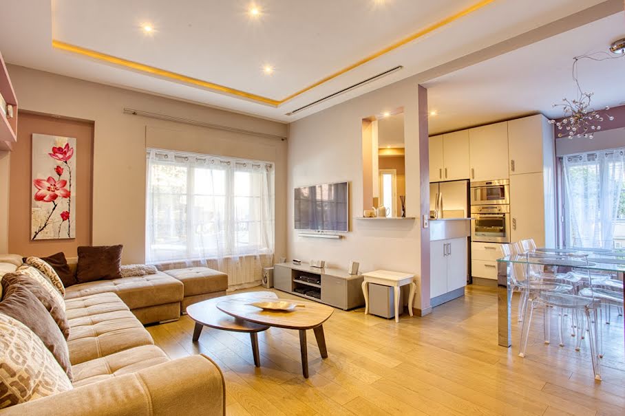 Vente appartement 4 pièces 101.9 m² à Saint-raphael (83700), 390 000 €