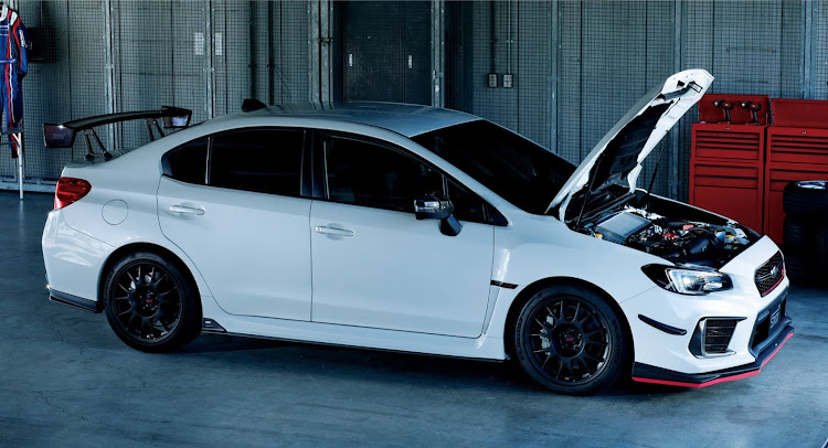 WRX STIのともやんさんが投稿したカスタム事例の投稿画像1枚目