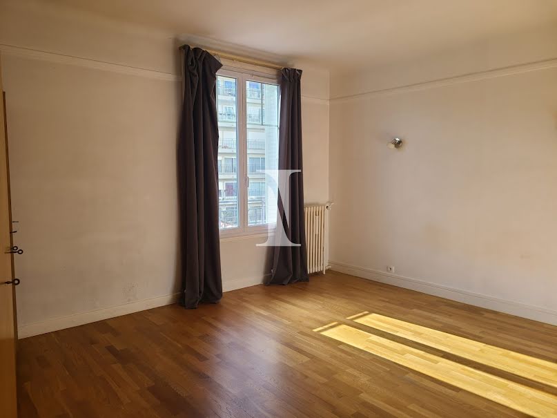 Location meublée appartement 3 pièces 72.09 m² à Paris 11ème (75011), 2 212 €