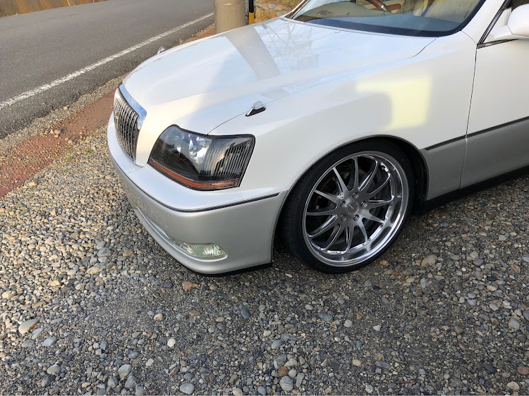 クラウンセダンのバックランプ交換・バイクイジり・あっという間に師走に関するカスタム事例の投稿画像1枚目