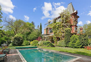 Maison avec piscine et jardin 1