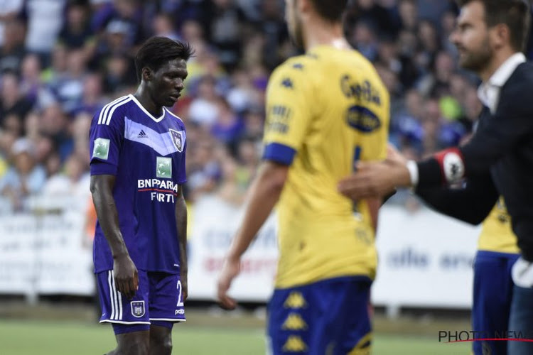 N'Sakala werd na een halfuur geslachtofferd bij RSC Anderlecht: "Fabrice maakte al veel mee, ook hier slaat hij zich wel doorheen"