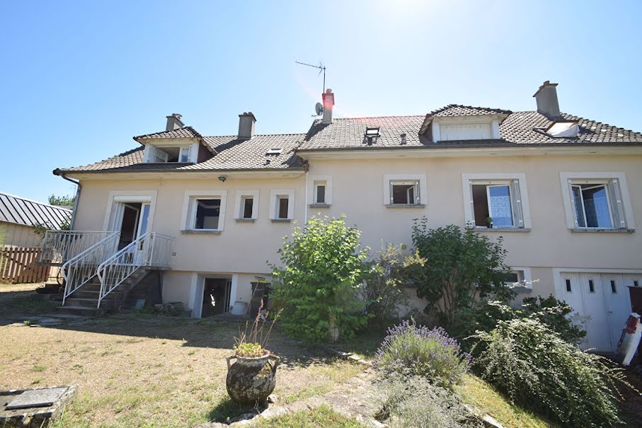 Vente maison 11 pièces 265.08 m² à Mansigné (72510), 196 664 €