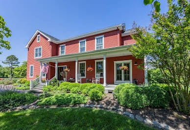 Farmhouse with garden 15