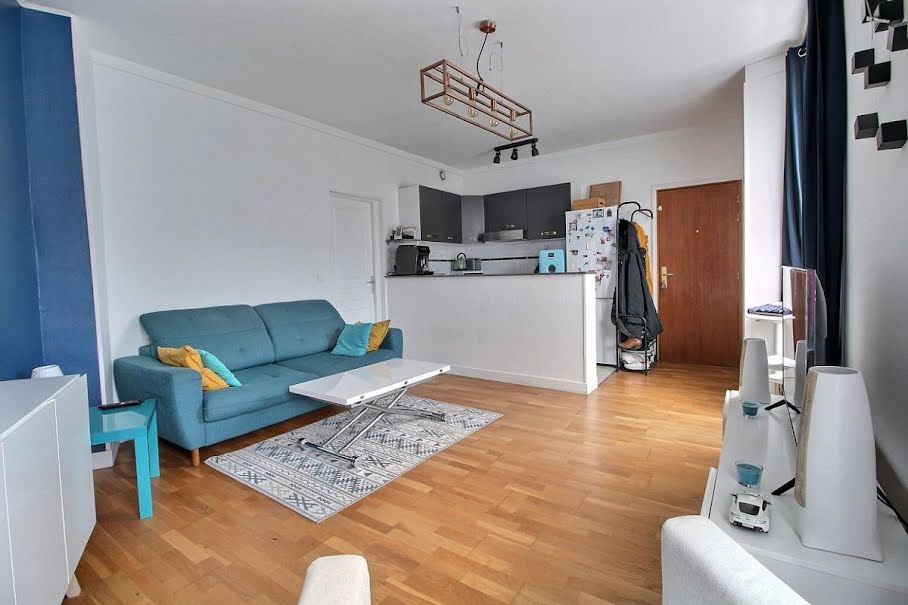 Vente appartement 2 pièces  à Saint-Cyr-l'Ecole (78210), 225 750 €