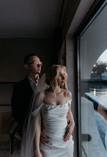 結婚式の写真家Denis Kresin (kresin)。2月13日の写真