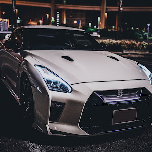 NISSAN GT-R R35