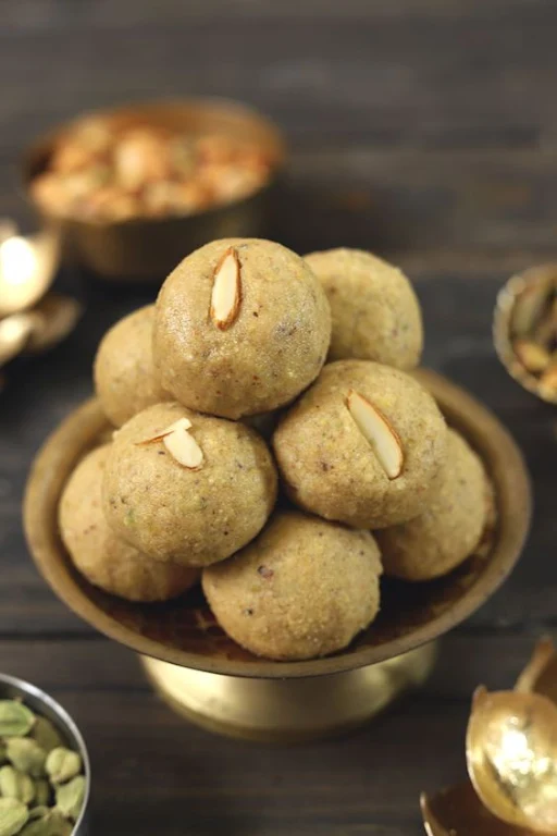 Atta Ladoo Dry Fruit