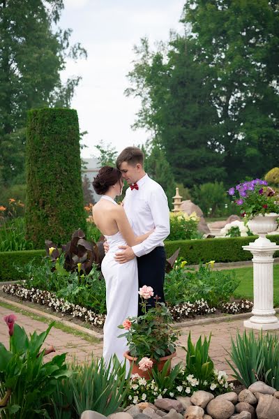 Wedding photographer Dasha Uzlova (uzlova). Photo of 3 May 2019