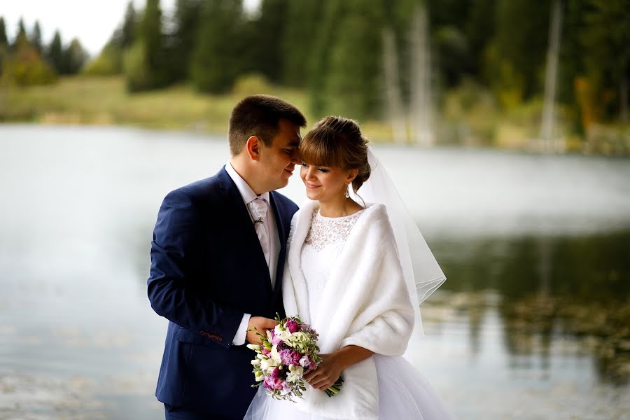 Fotógrafo de bodas Roman Gryaznykh (srphoto). Foto del 17 de septiembre 2018