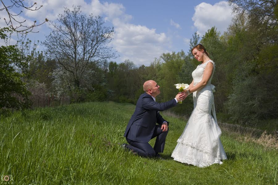 Fotógrafo de casamento Kósa Ferenc (kosaferencfoto). Foto de 3 de março 2019