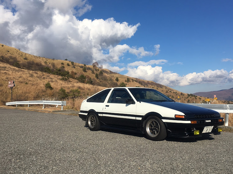 スプリンタートレノの右斜め前写真展・AE86に関するカスタム事例の投稿画像3枚目