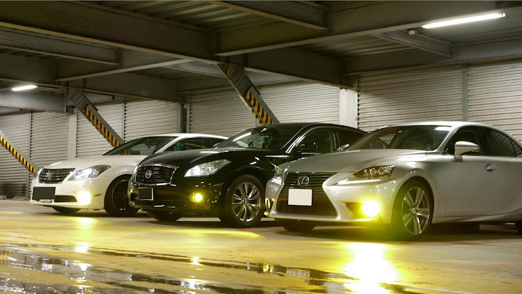 ISのプチMT・雨・立体駐車場に関するカスタム事例の投稿画像2枚目