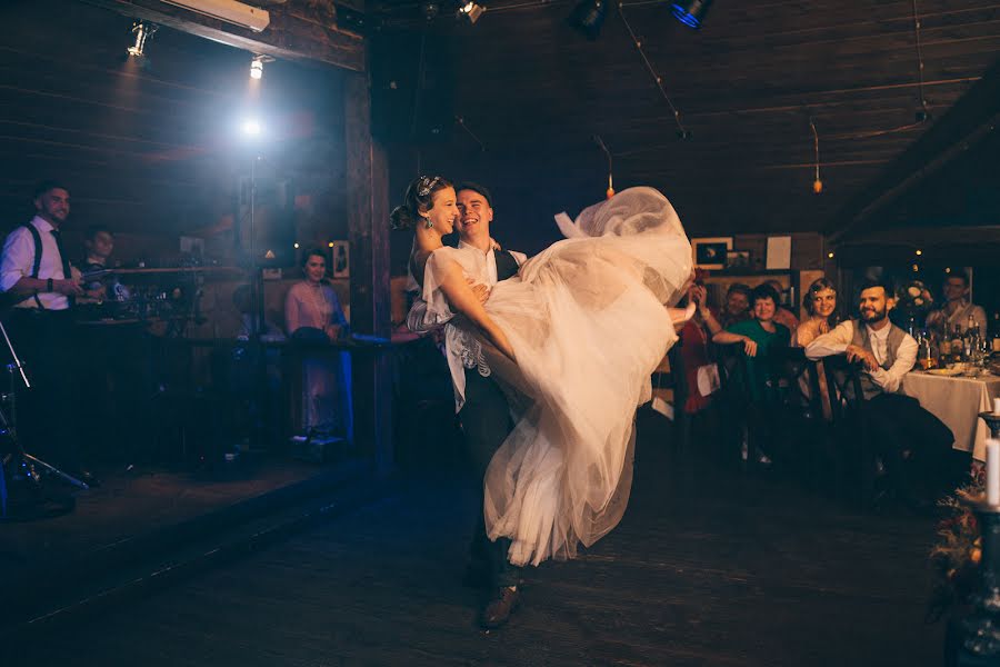 Wedding photographer Oleg Fomkin (morfin). Photo of 15 August 2016